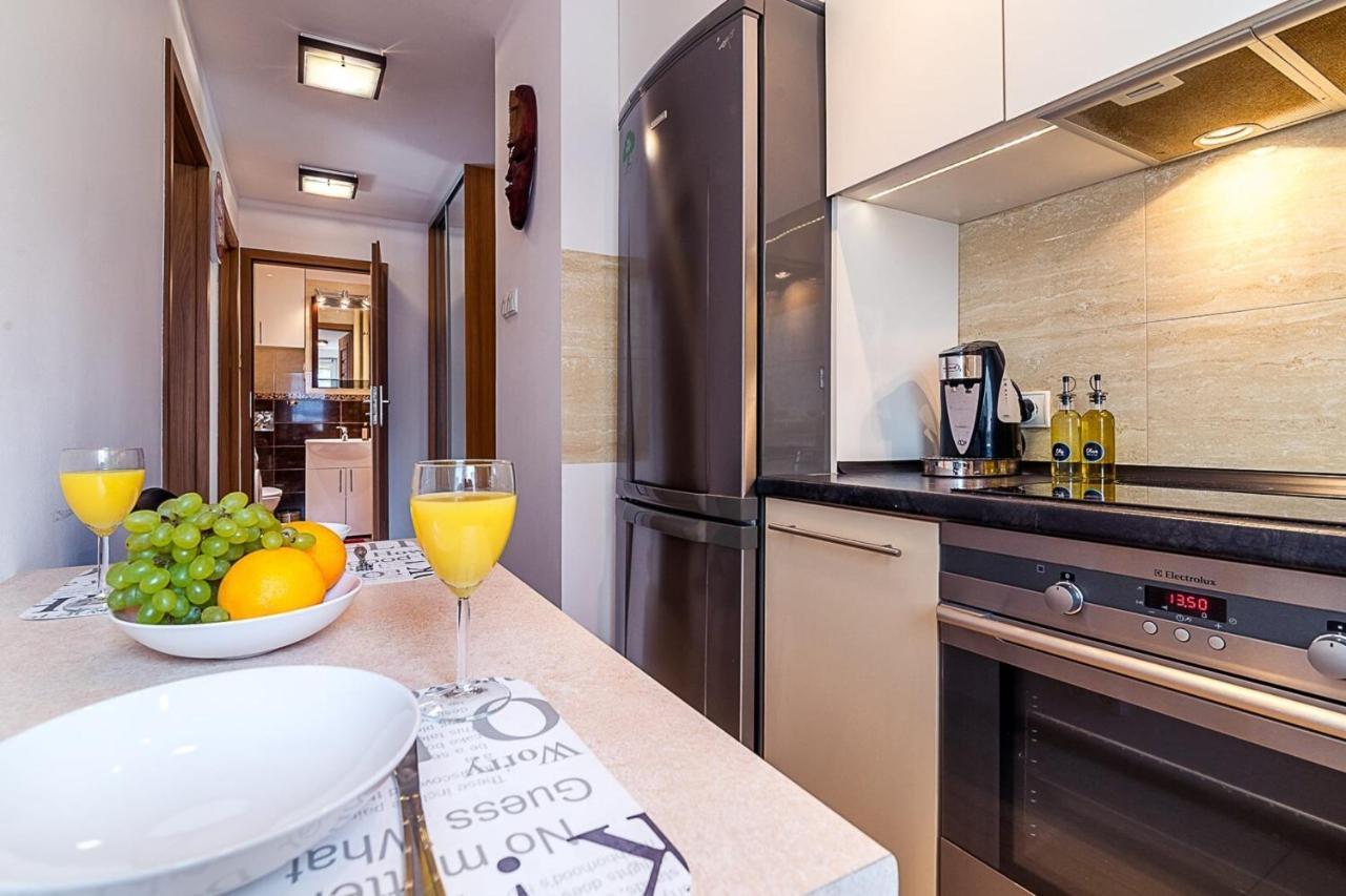 Panska 3 - Apartment With Balcony By Noclegi Renters Varsavia Esterno foto